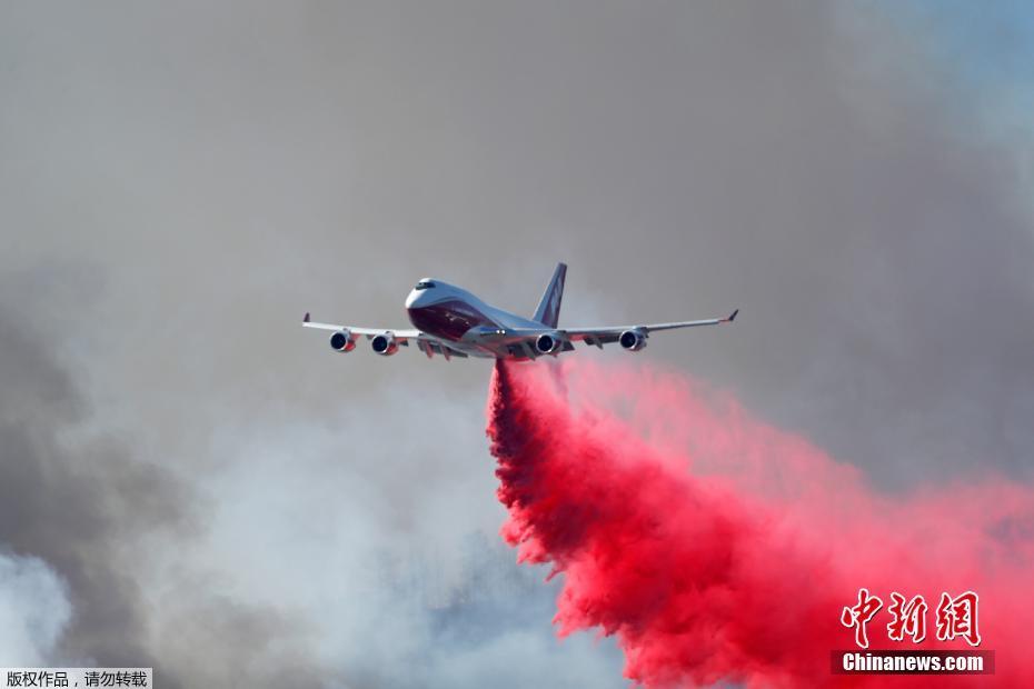 美国一快递飞机空中突发火情，惊险瞬间引发全球关注！深度解析事件真相。